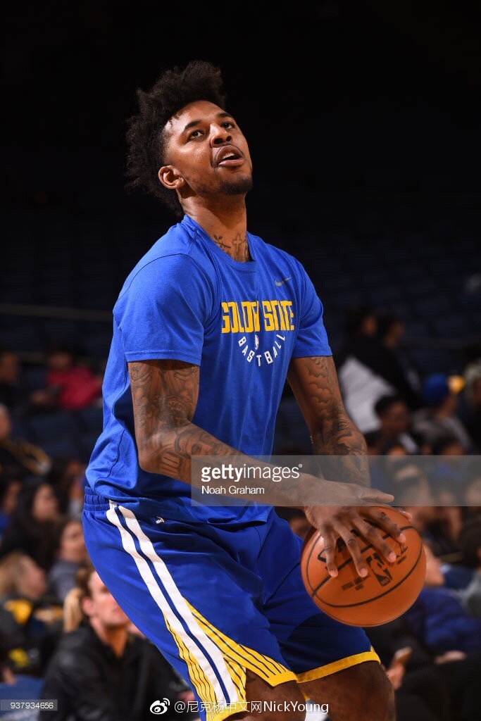 中锋设计足 中锋设计足